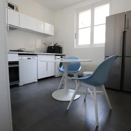 120 M2 Vue Sur Tour Eiffel Appartement *