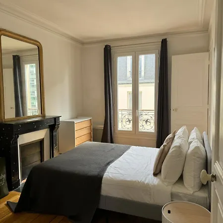 120 M2 Vue Sur Tour Eiffel